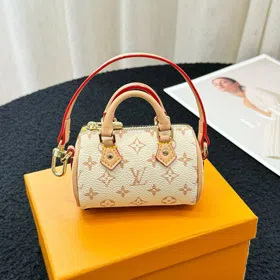 Louis Vuitton LV Mini Handheld Pillow Bag Pendant-3935  